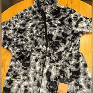 NWT North Face fleece jacket with hood
